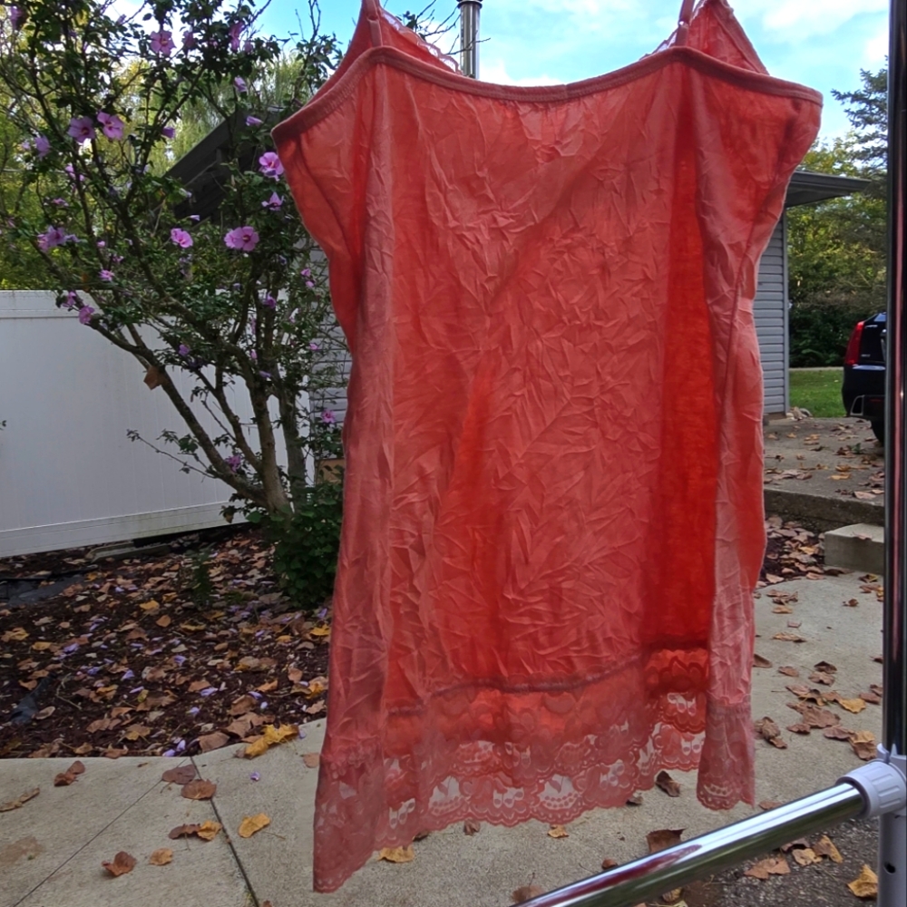 Coral colored lacy Cami